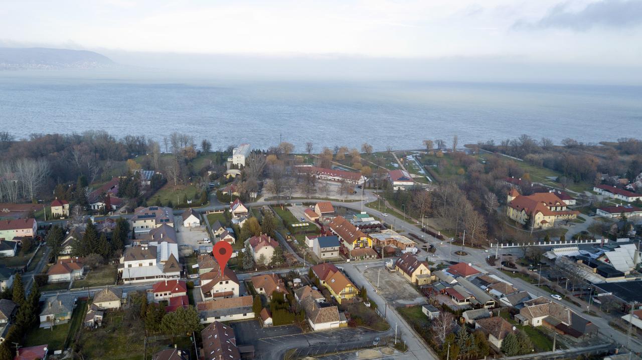 Pingvin Cukraszda Apartman Balatonmáriafürdő Exteriér fotografie